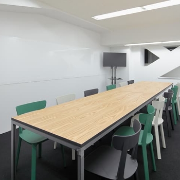 会議室を借りる